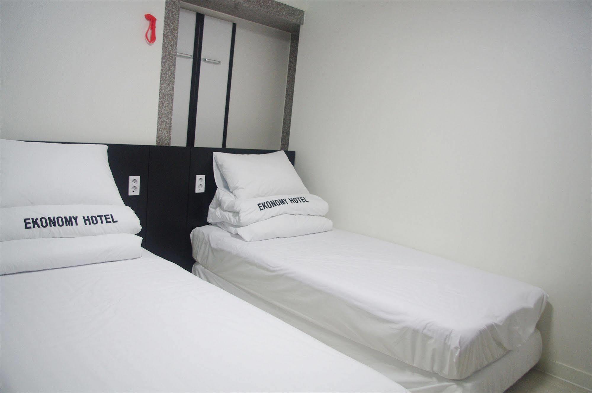 Ekonomy Hotel Nampo Busan Exterior foto